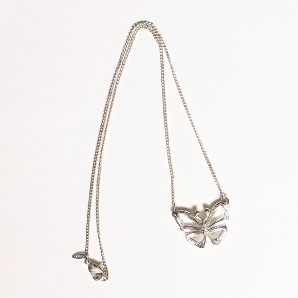 Avon Butterfly Necklace - Picture 8 of 12